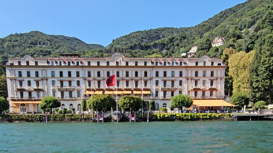 private boat tour lake como