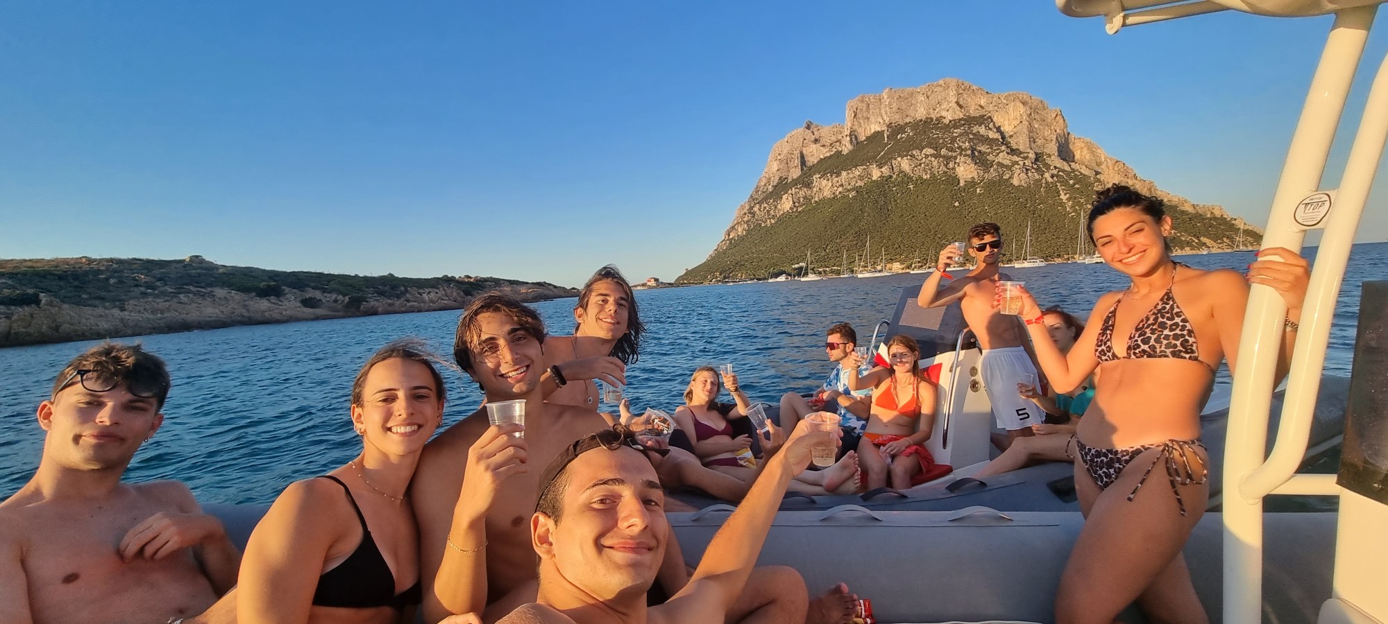 Tavolara sunset boat aperitivo in Sardegna